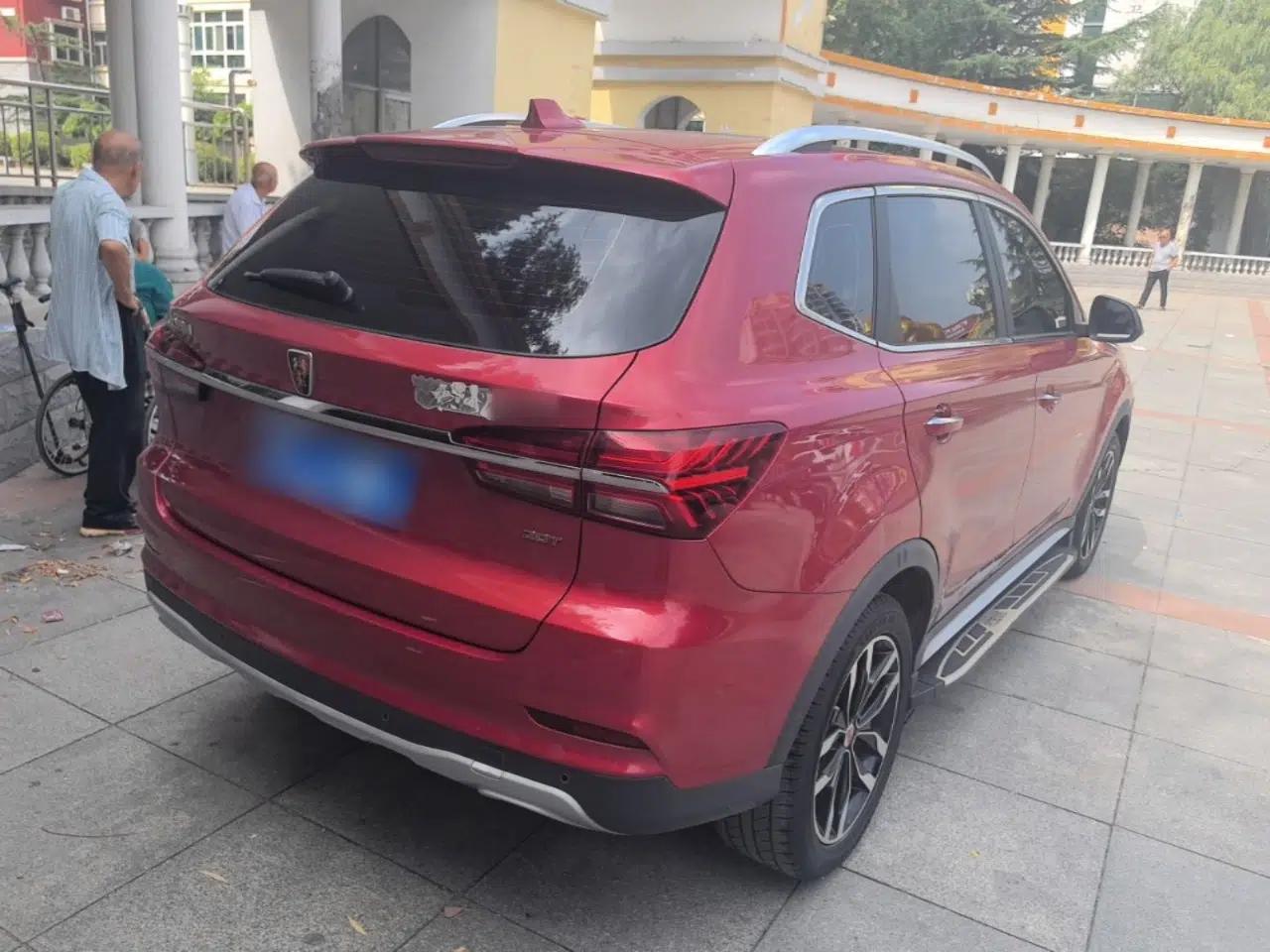 Roewe RX5 2016 20T Two-Wheel Drive Automatic Internet Smart Edition — миниатюра 6