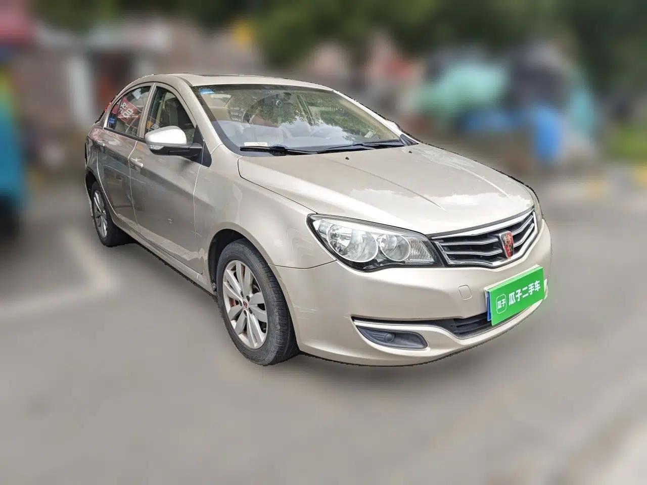 Roewe 350 2015 1.5L Automatic Luxury Sunroof Edition — миниатюра 3