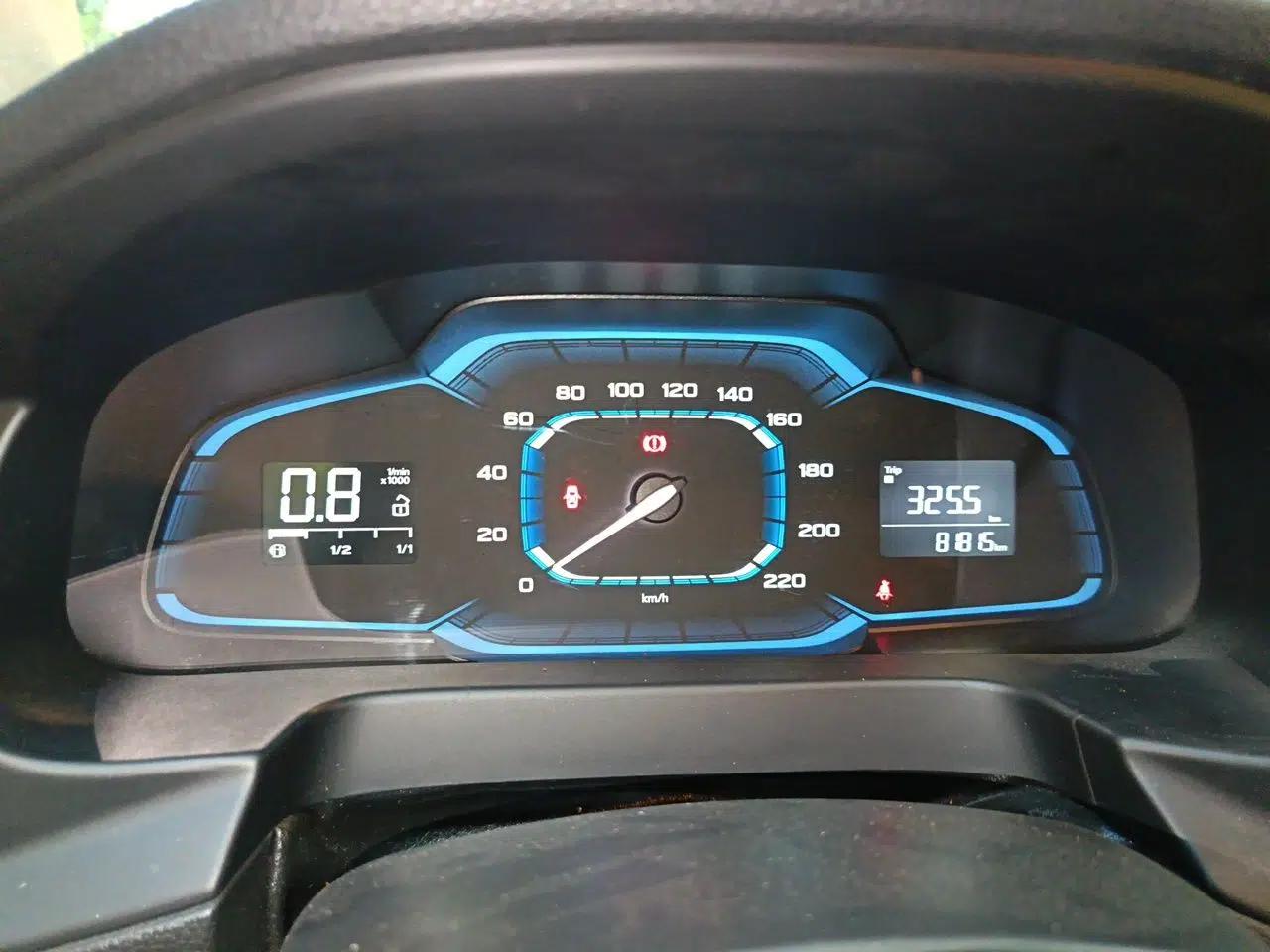 Roewe 360 2016 1.5L Manual Smart Screen Version — миниатюра 11