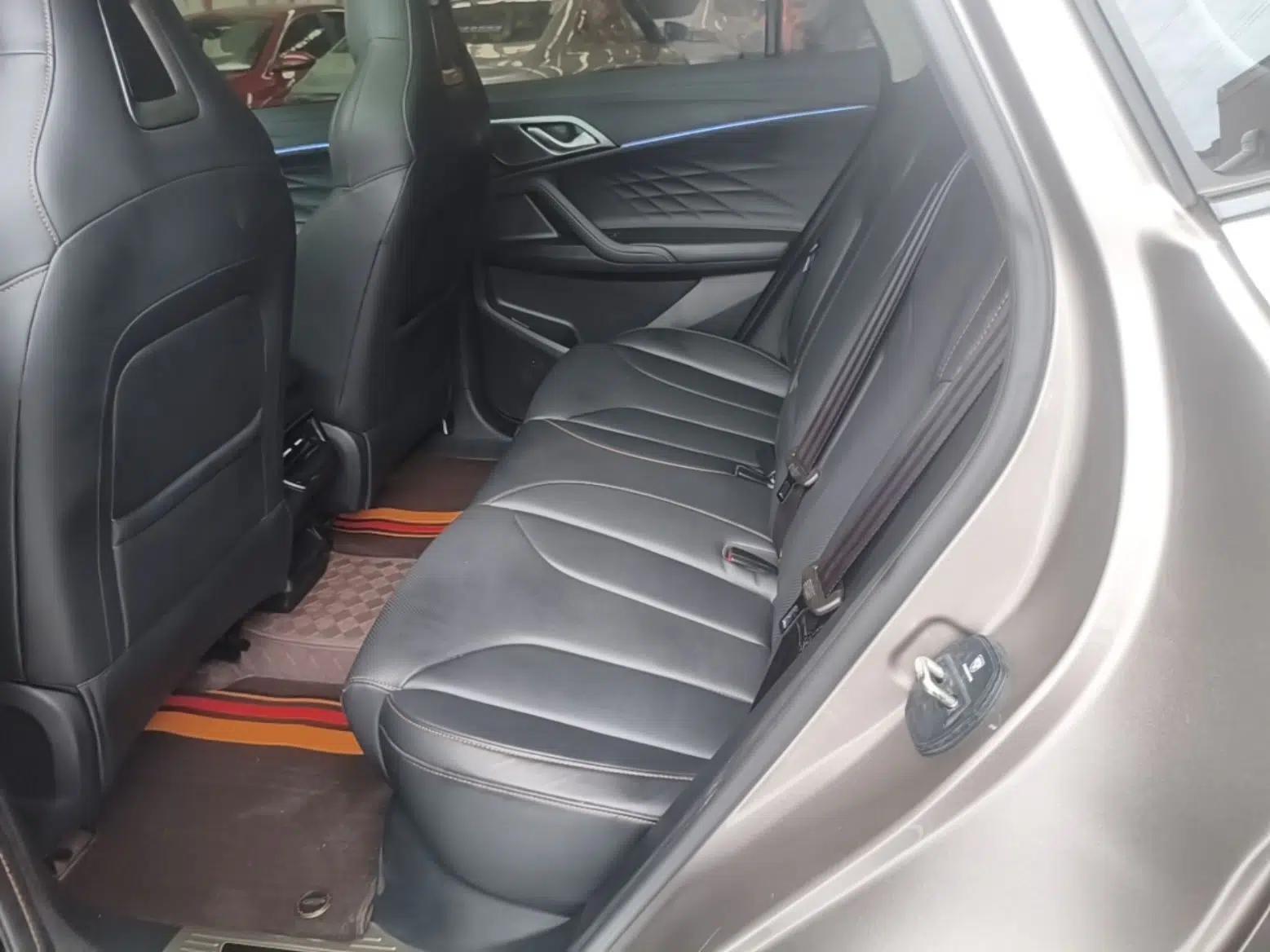 Roewe RX5 New Energy 2023 eRX5 Super Hybrid Premium Edition — миниатюра 20