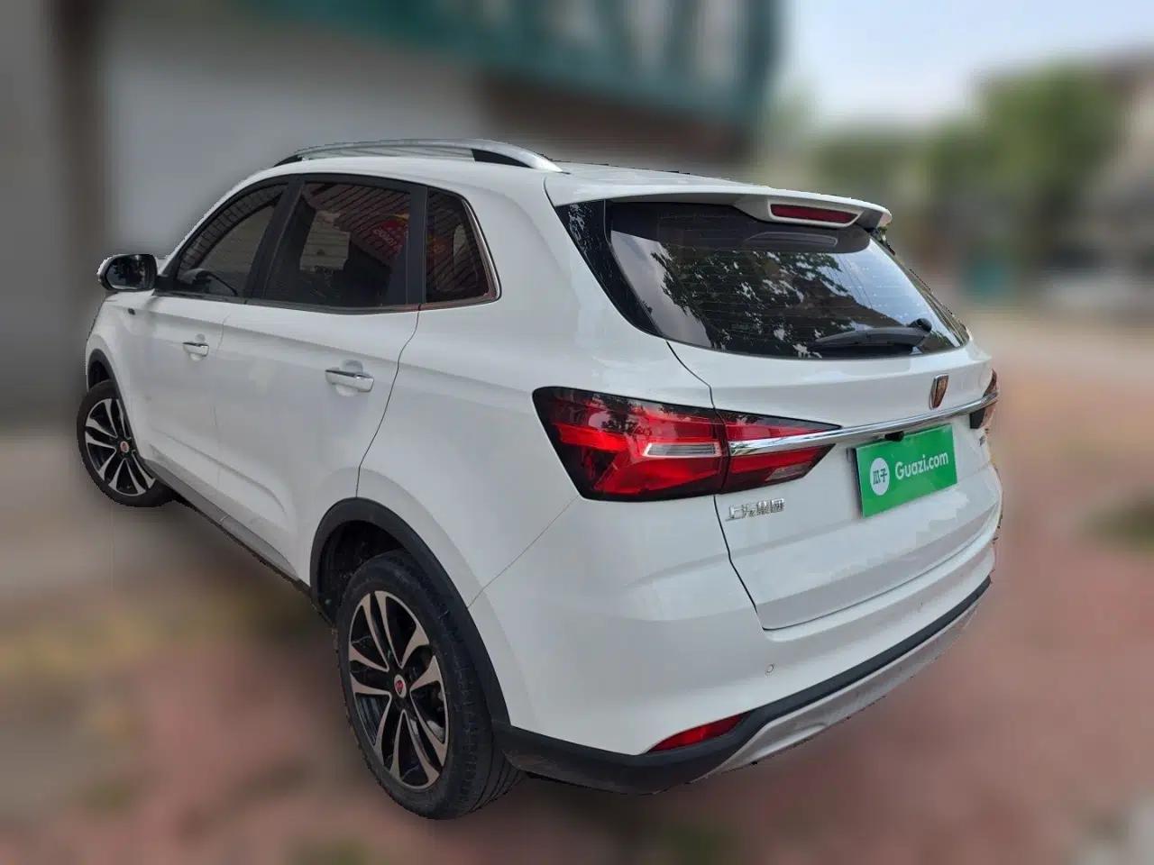 Roewe RX3 2018 1.6L Manual Flagship Edition — миниатюра 4