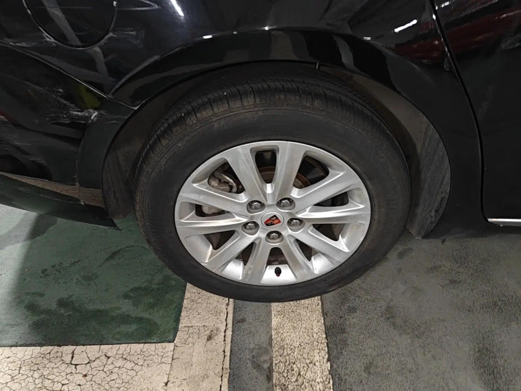 Roewe 950 2012 2.0L Elegant Edition — миниатюра 11