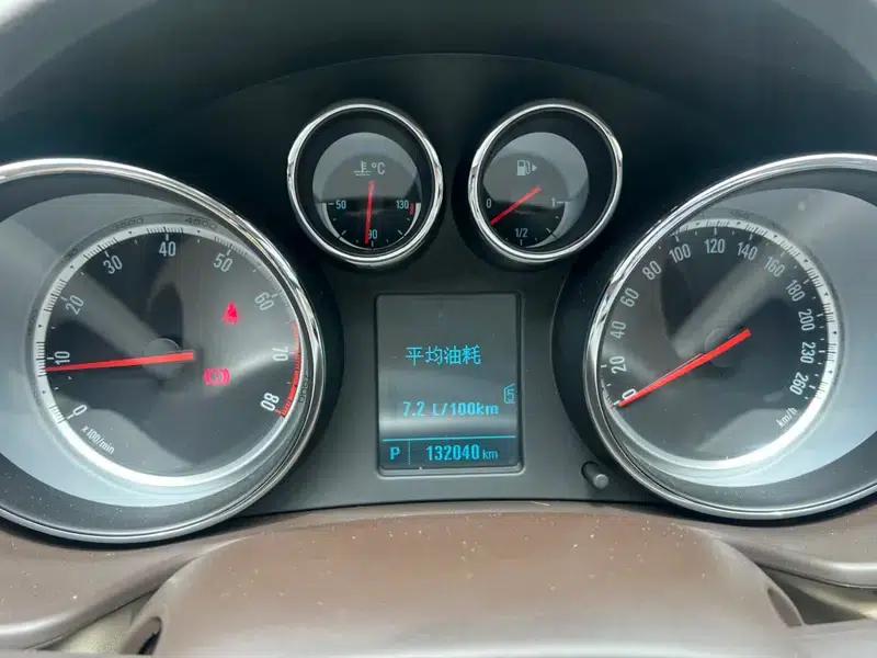 Buick Regal 2012 2.0L Comfort Edition — миниатюра 14