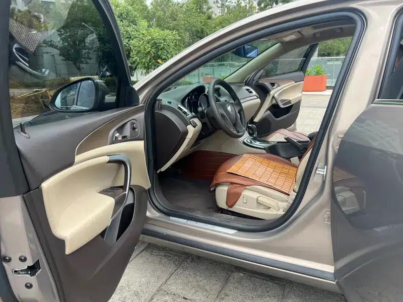 Buick Regal 2012 2.0L Comfort Edition — миниатюра 15