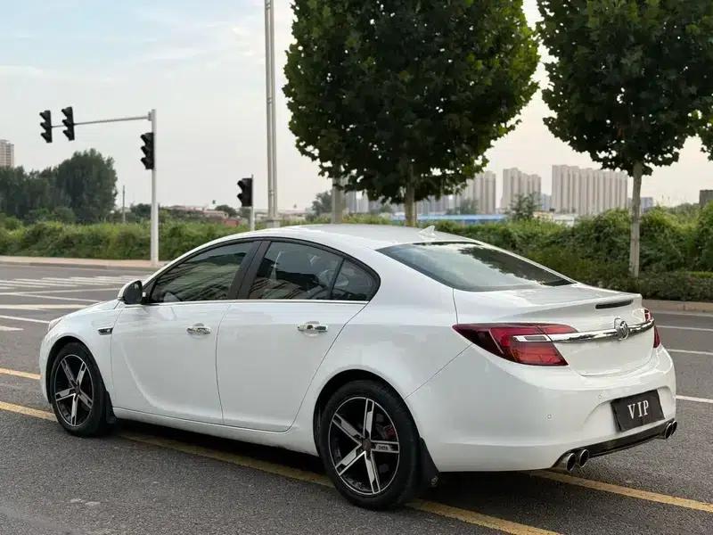 Buick Regal 2015 1.6T Elite Technology Edition — миниатюра 4