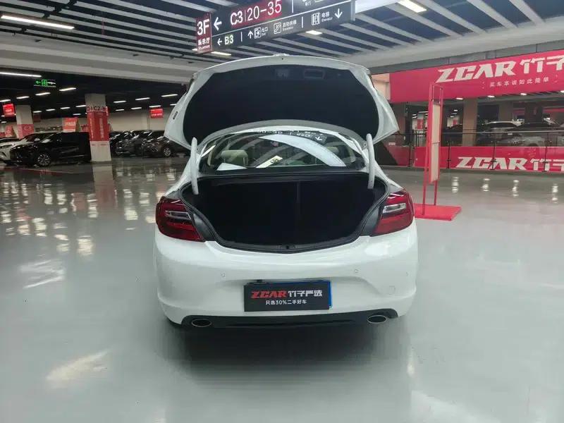 Buick Regal 2015 2.0L Leading Fashion Edition — миниатюра 24