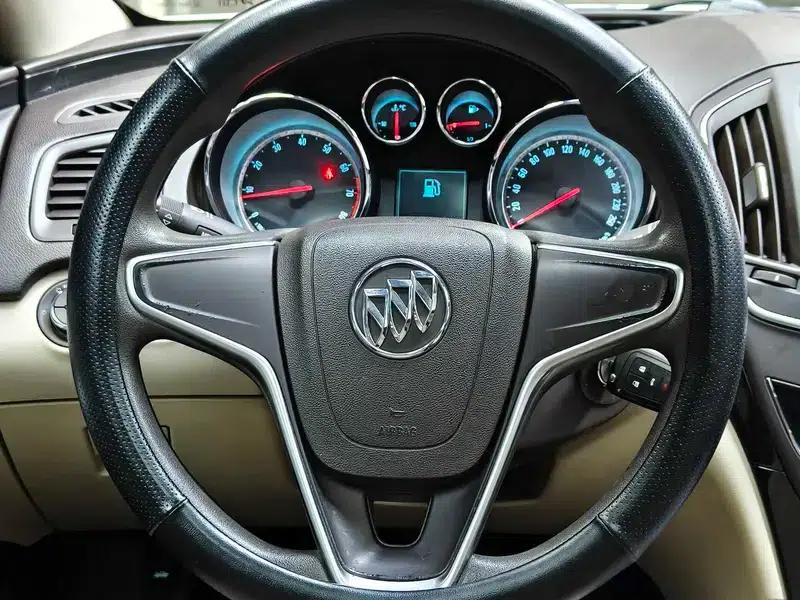 Buick Regal 2015 2.0L Leading Fashion Edition — миниатюра 28