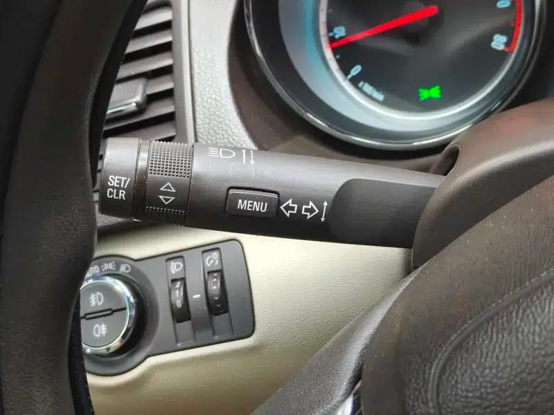 Buick Regal 2015 2.0L Leading Fashion Edition — миниатюра 31