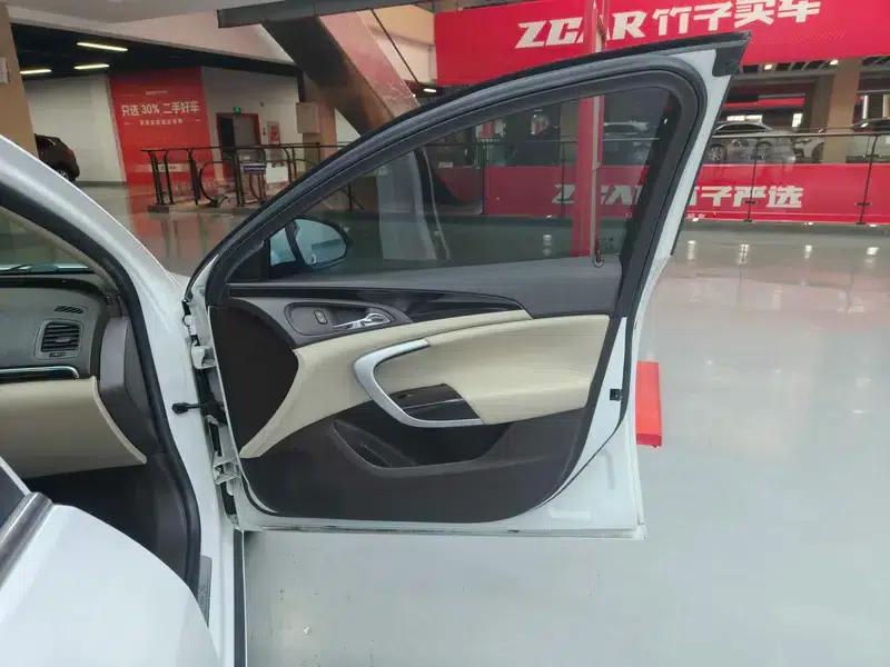 Buick Regal 2015 2.0L Leading Fashion Edition — миниатюра 41