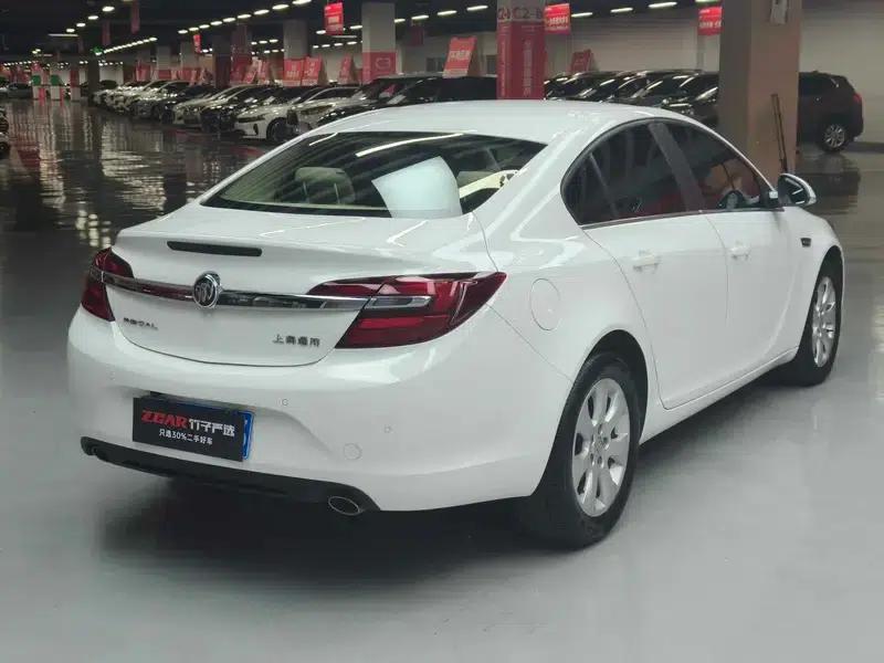 Buick Regal 2015 2.0L Leading Fashion Edition — миниатюра 7