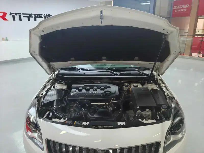 Buick Regal 2015 2.0L Leading Fashion Edition — миниатюра 10