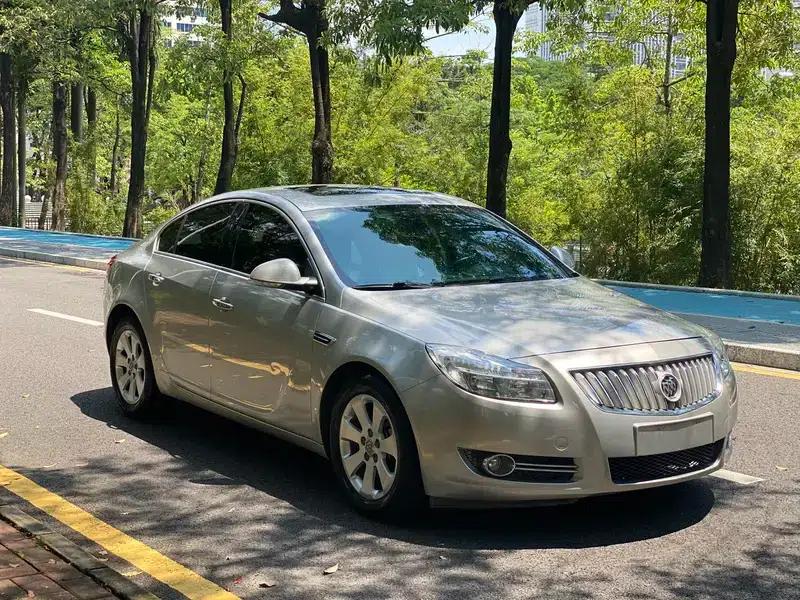 Buick Regal 2012 2.0L Luxury Edition — миниатюра 3