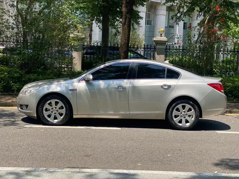 Buick Regal 2012 2.0L Luxury Edition — миниатюра 4