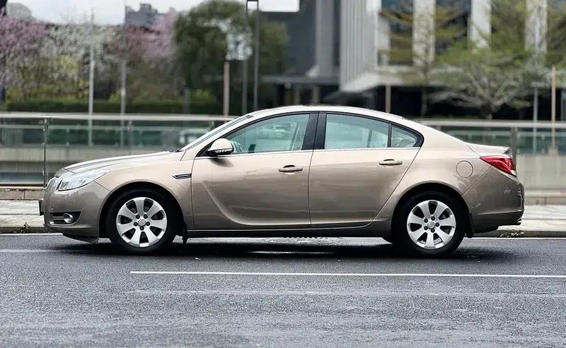 Buick Regal 2011 2.4L SIDI Comfort Edition — миниатюра 4