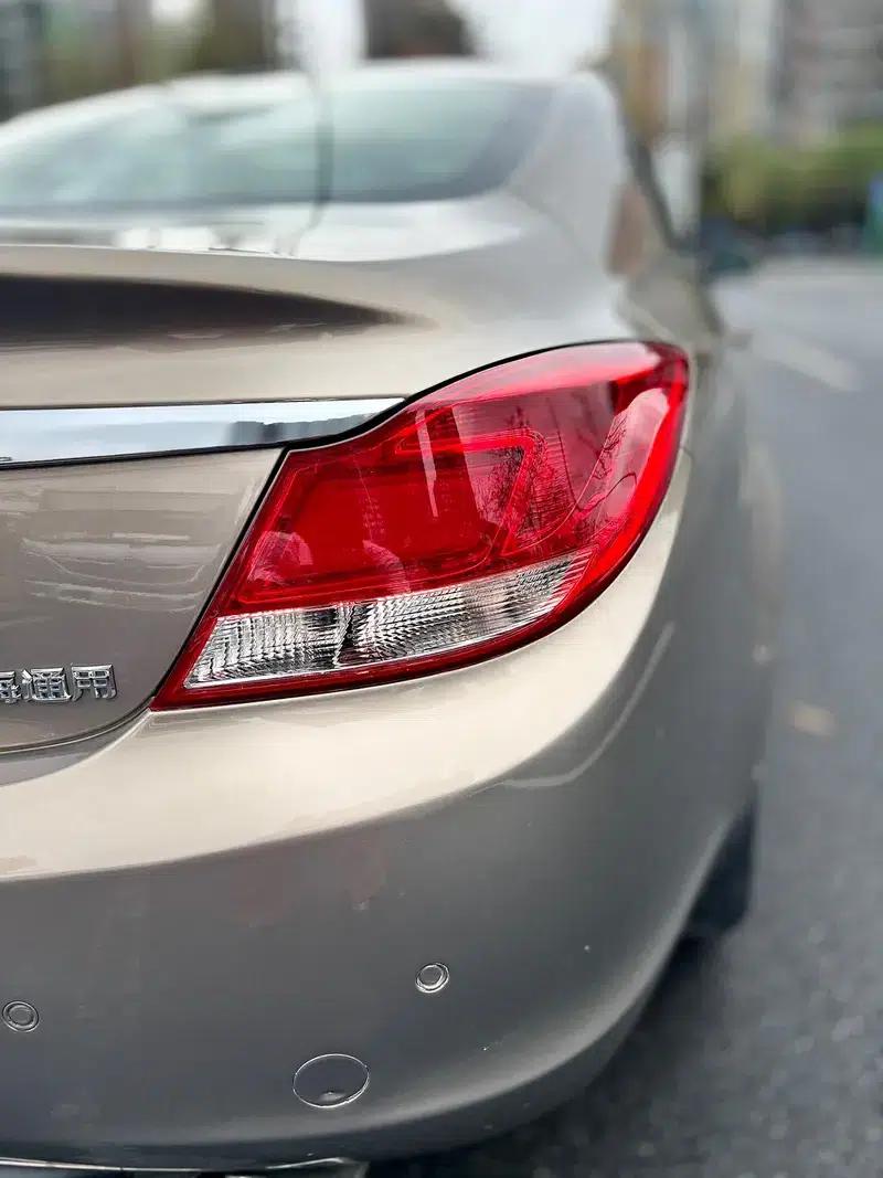 Buick Regal 2011 2.4L SIDI Comfort Edition — миниатюра 10