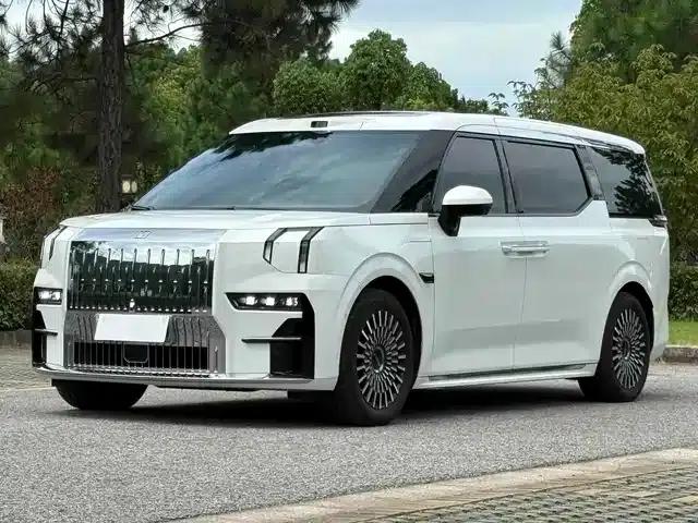 Extreme Krypton 009 2024 Model 7-Seat Aisle Edition 4WD 108kWh
