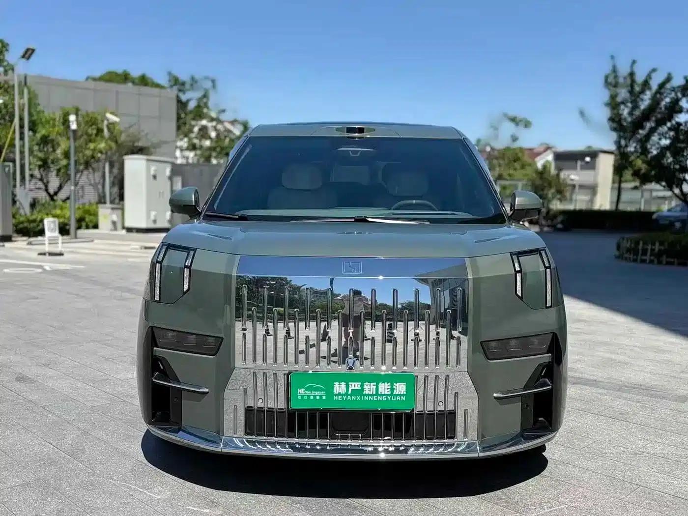 Extreme Krypton 009 2024 Model 7-Seat Aisle Edition 4WD 108kWh — миниатюра 2