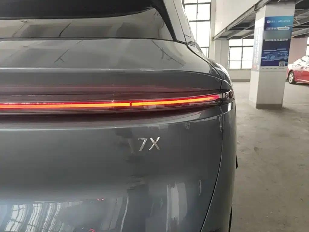 Jike 7X 2025 Model 100kWh Long-Range Four-Wheel Drive Intelligent Driving Edition — миниатюра 8