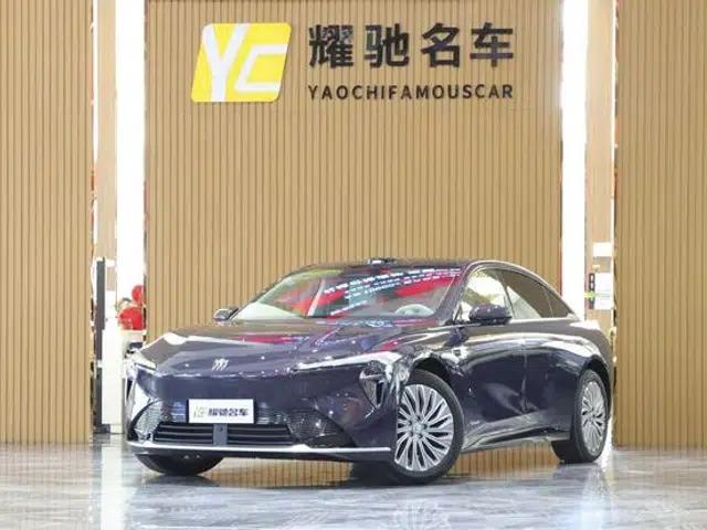Buick Avenir 2025