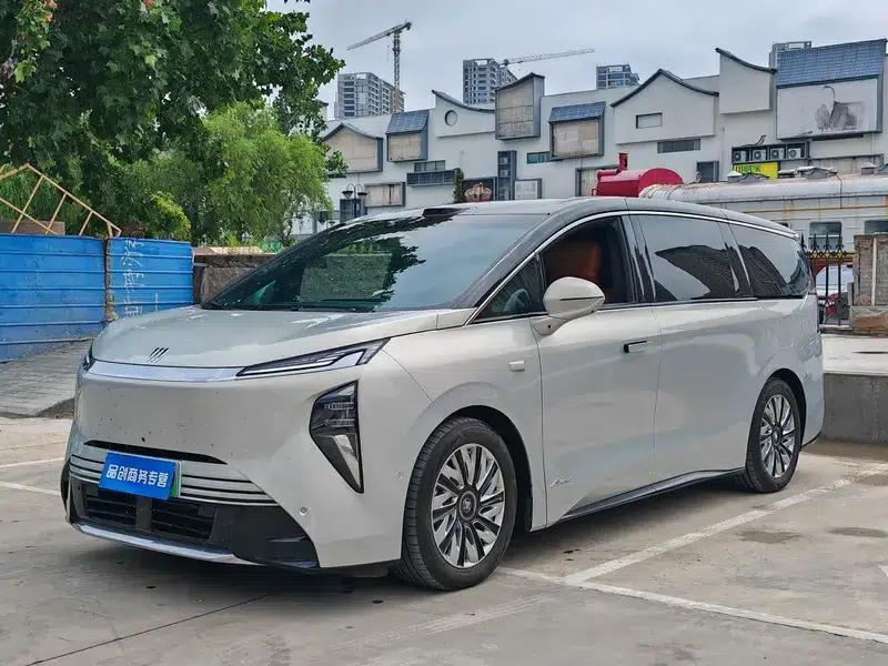 Buick Ultimate Family 2026 Luxury Edition — миниатюра 1