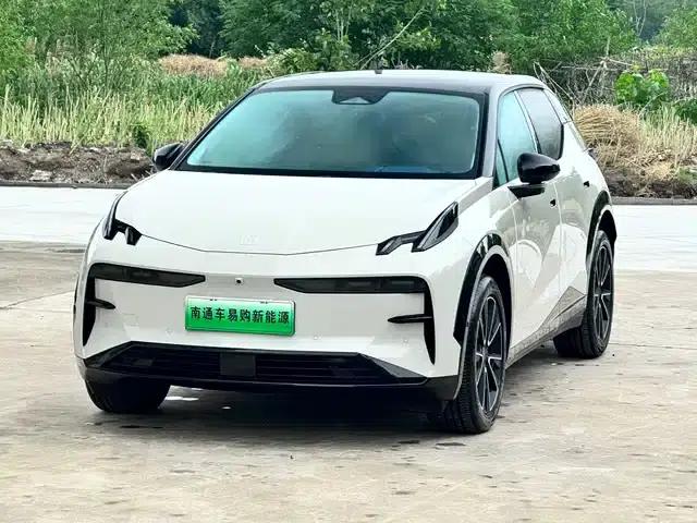 Jike X 2025 Five-Seat Long-Range Version