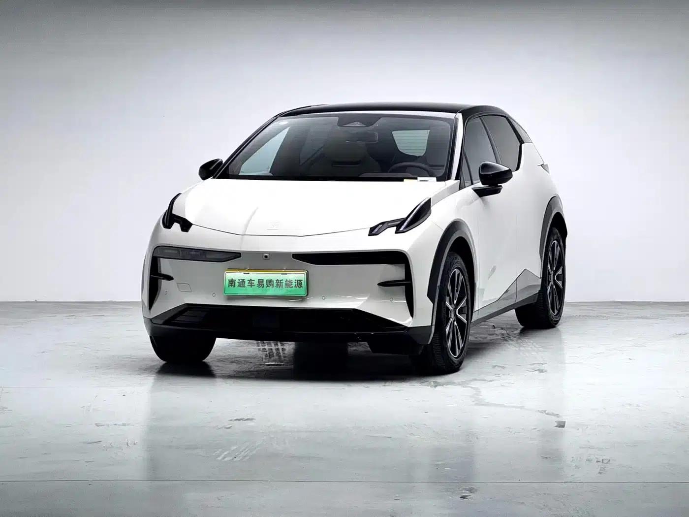 Extreme Krypton X 2025 Four-Seat Rear-Wheel Drive Cube Edition — миниатюра 1