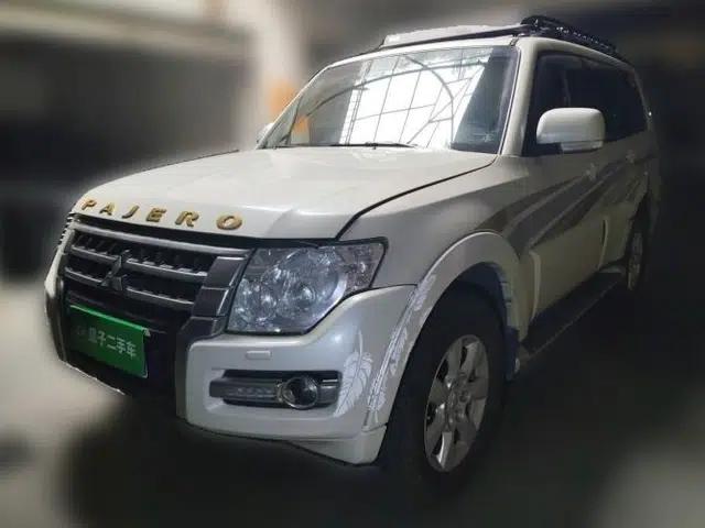 Mitsubishi Pajero 2018 3.0L Automatic Standard Edition