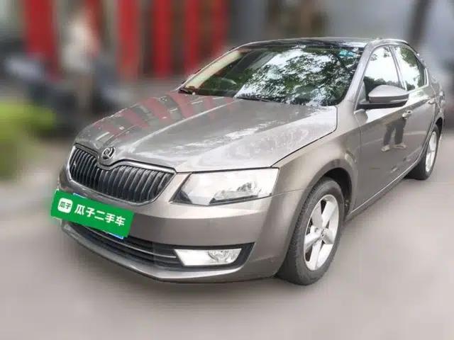 Skoda Octavia 2015 1.6L Automatic Yijun Edition