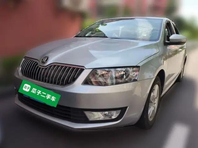 Skoda Octavia 2015 1.6L Manual Eado Edition