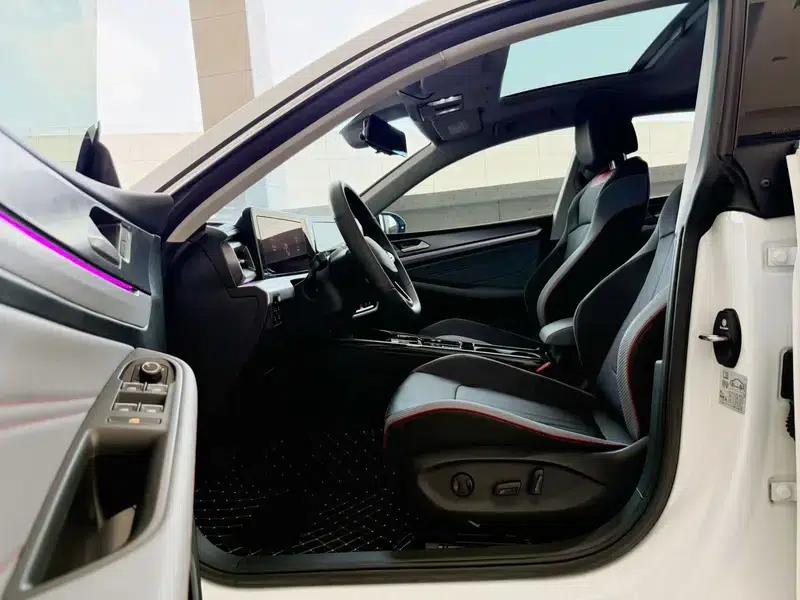 Lamando 2023 Lamando L 280TSI DSG Hot Edition — миниатюра 18