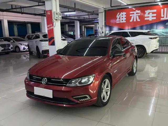 Lamando 2015 330TSI DSG Comfort Edition