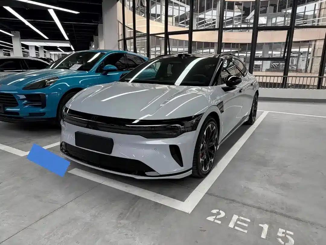 Extreme Krypton 007GT 2025 All-Wheel Drive Intelligent Driving Edition 75kWh — миниатюра 1