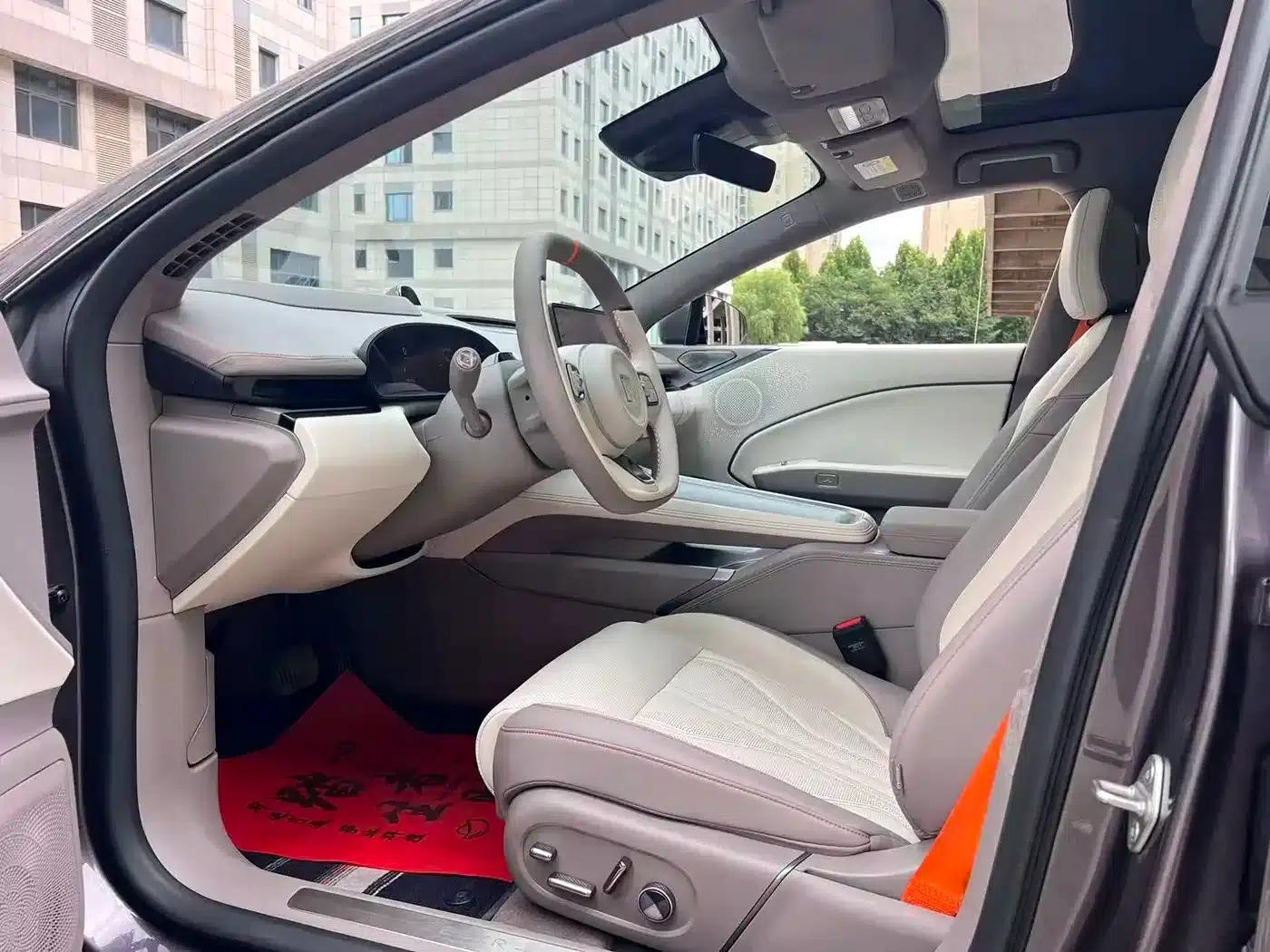 Jike 007GT 2025 Rear-Wheel Drive Intelligent Driving Edition 75kWh — миниатюра 4