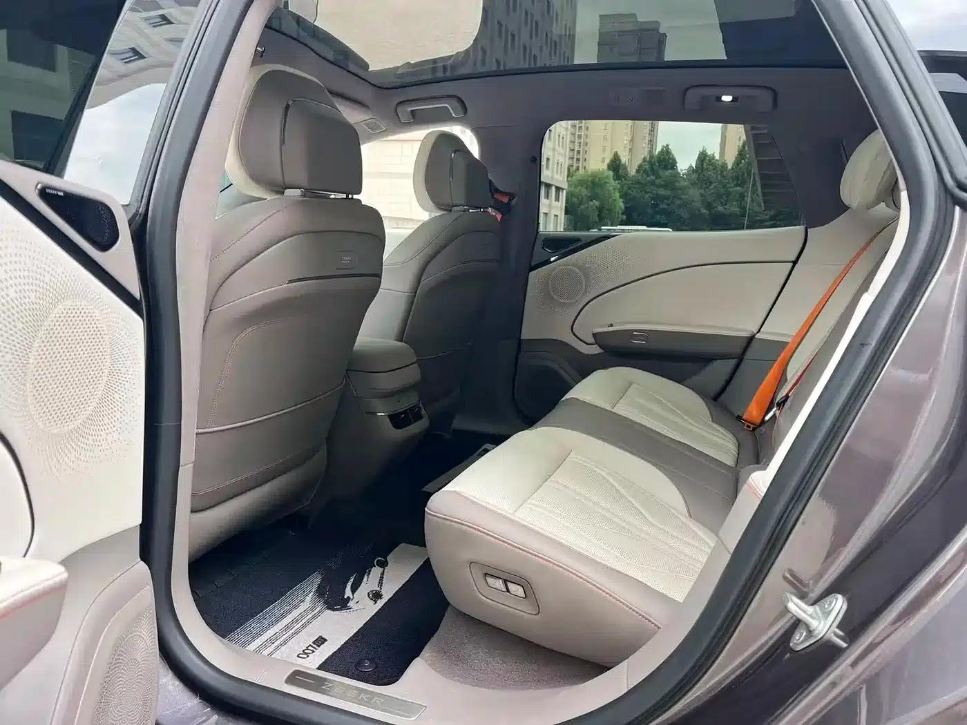 Jike 007GT 2025 Rear-Wheel Drive Intelligent Driving Edition 75kWh — миниатюра 5