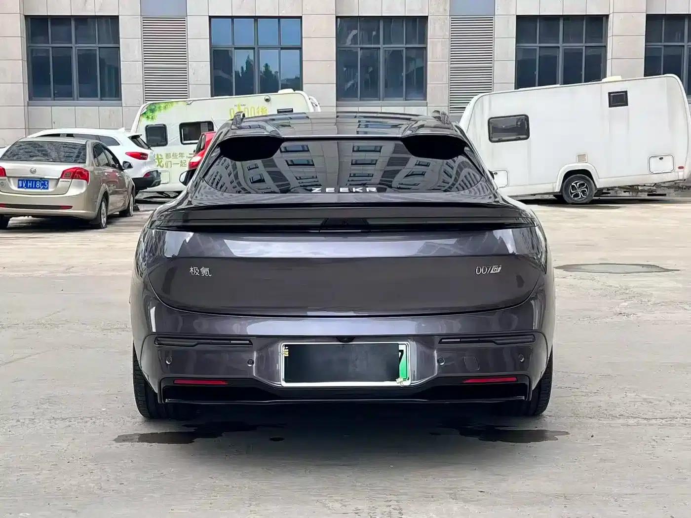Jike 007GT 2025 Rear-Wheel Drive Intelligent Driving Edition 75kWh — миниатюра 8