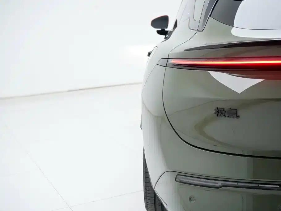 Jike 007GT 2025 Rear-Wheel Drive Intelligent Driving Edition 75kWh — миниатюра 14