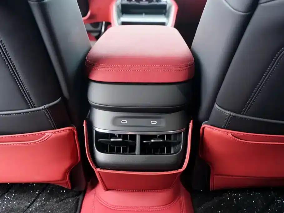 Jike 007GT 2025 Rear-Wheel Drive Intelligent Driving Edition 75kWh — миниатюра 21