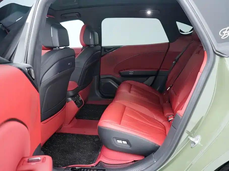 Jike 007GT 2025 Rear-Wheel Drive Intelligent Driving Edition 75kWh — миниатюра 6