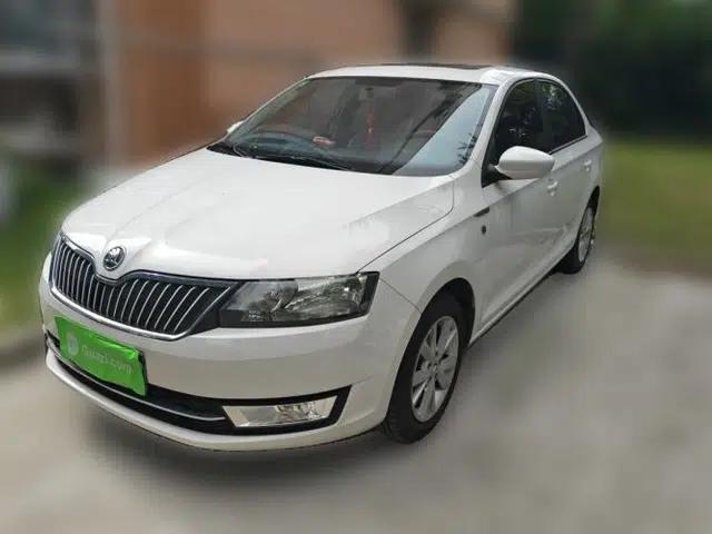 Skoda Rapid 2013 1.6L Manual Smart Selection Model