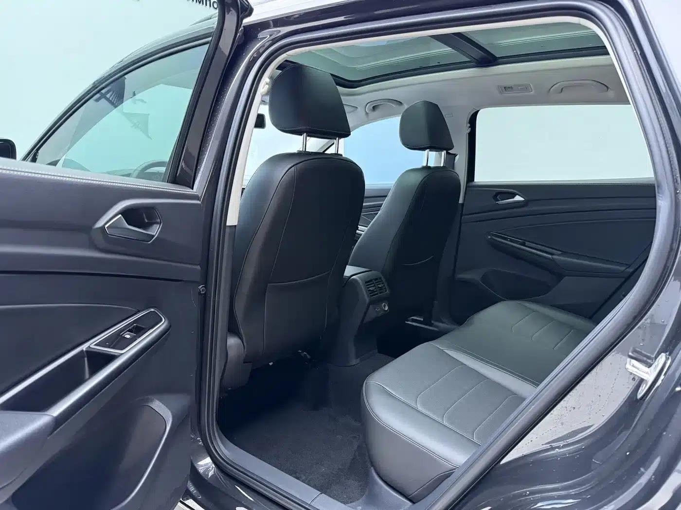Jetta VS7 2022 Black Edition 1.4T Automatic Enjoyment Pro — миниатюра 23