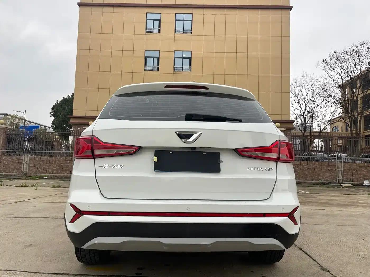 Jetta VS7 2023 280TSI Automatic Entry-Level Edition — миниатюра 3