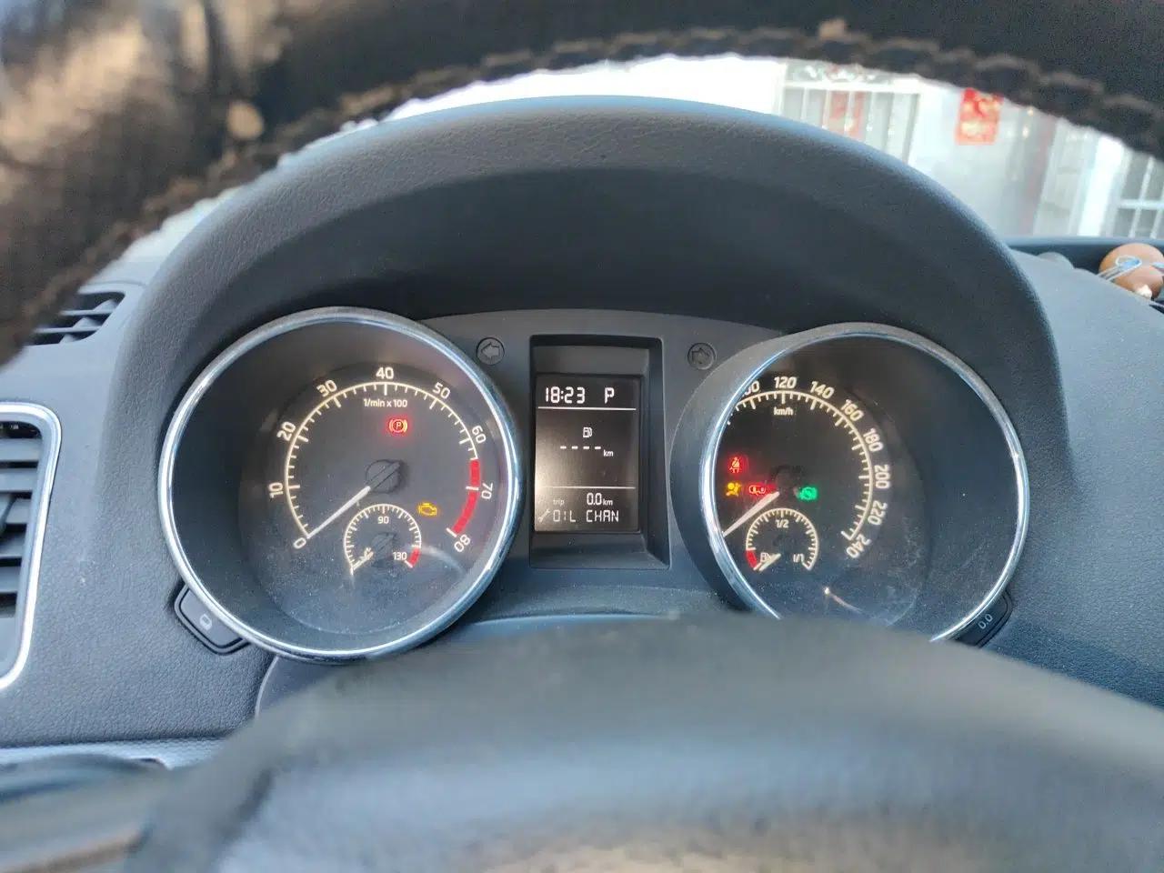 Skoda Yeti 2016 1.4TSI DSG Advanced Edition — миниатюра 11