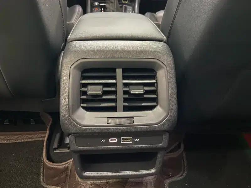 Tharu 2022 280TSI 2WD Luxury Edition — миниатюра 11