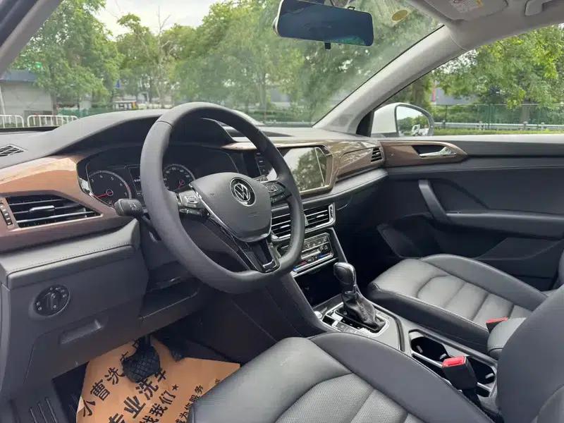 Tharu 2021 280TSI 2WD Luxury Edition — миниатюра 7