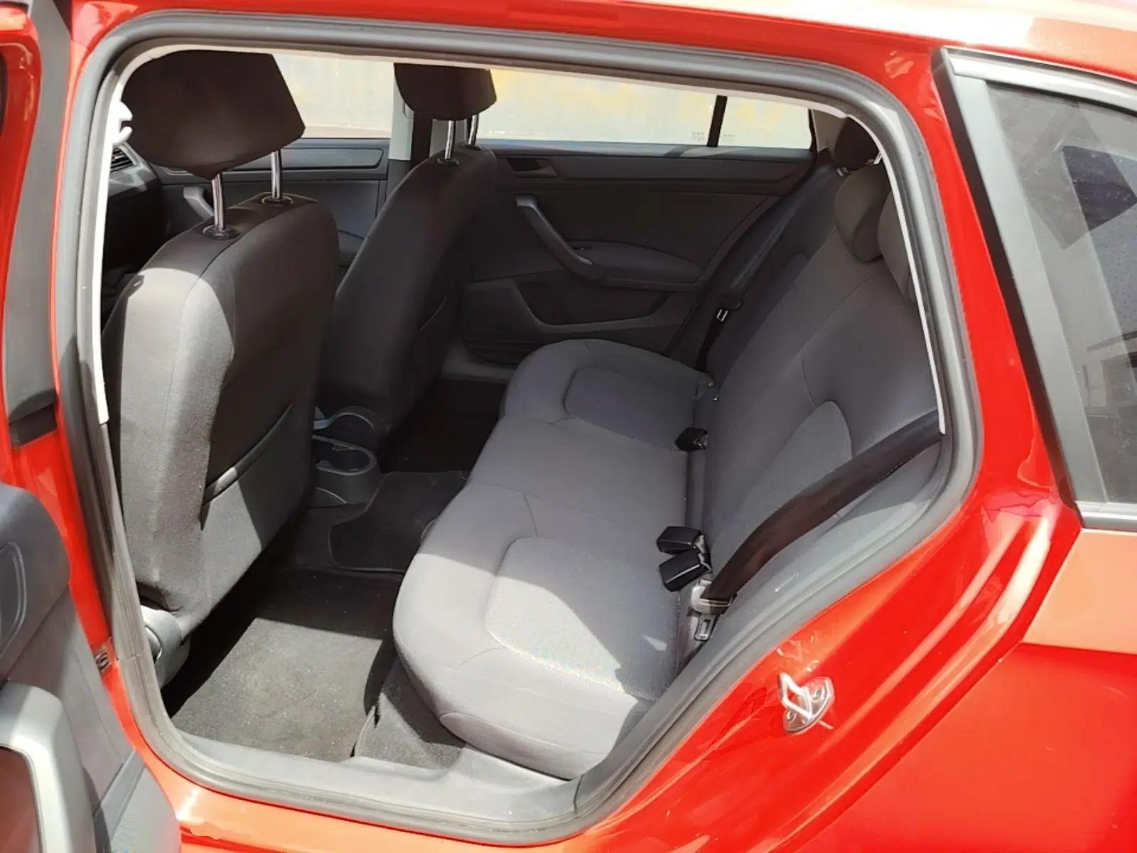 Skoda Rapid Spaceback 2016 Revised Version 1.6L Manual Front-Drive Edition — миниатюра 25