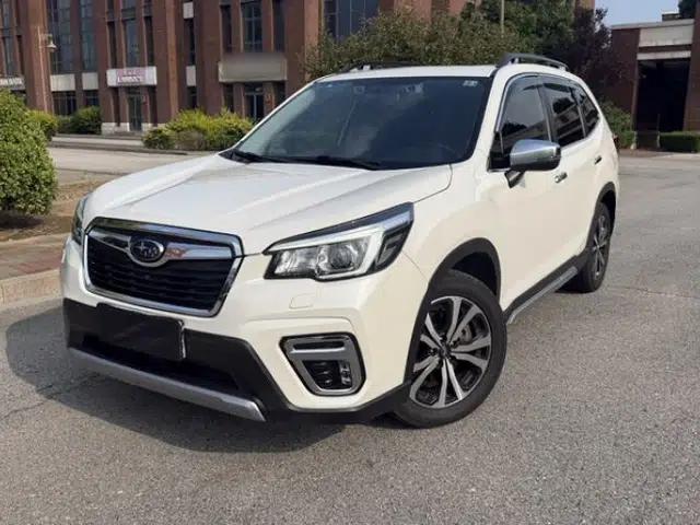 Subaru Forester 2021 2.0i Flagship Edition EyeSight