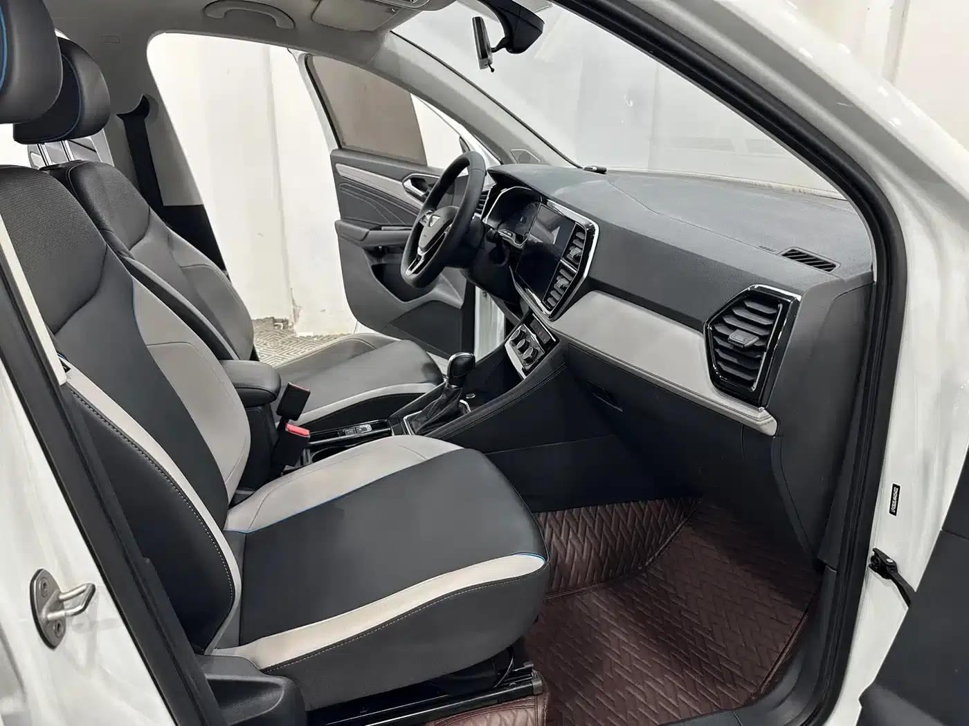 Jetta VS5 2022 280TSI Automatic Enjoyment Edition — миниатюра 4