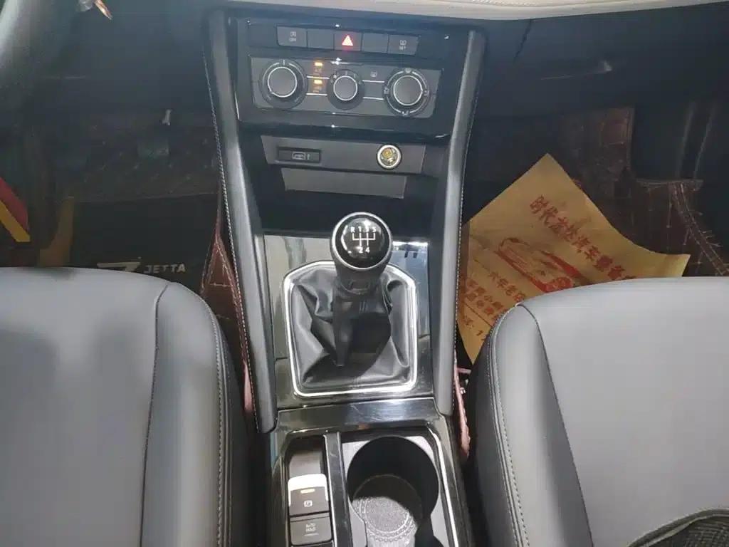 Jetta VS5 2022 280TSI Manual Entry-level Model — миниатюра 14