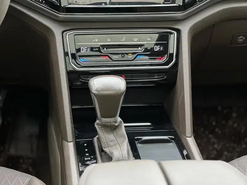 Viloran 2020 330TSI Business Edition — миниатюра 23
