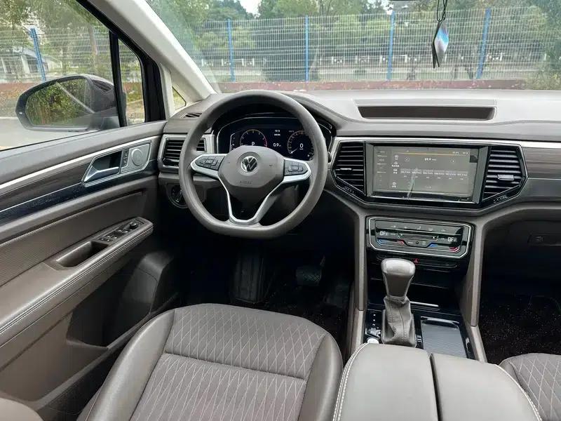 Viloran 2020 330TSI Business Edition — миниатюра 29